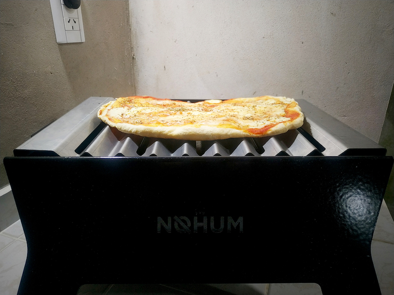 Cooking Pizza on Nohum Grill